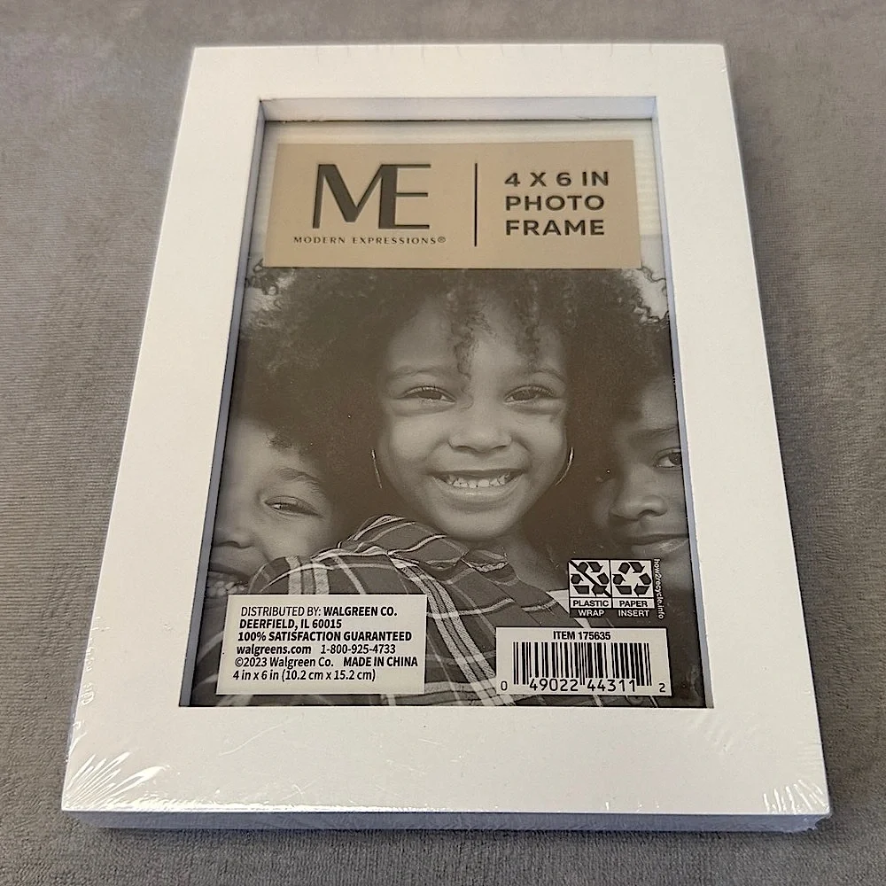 White Picture Frame, 4x6 in — Modern Expressions
